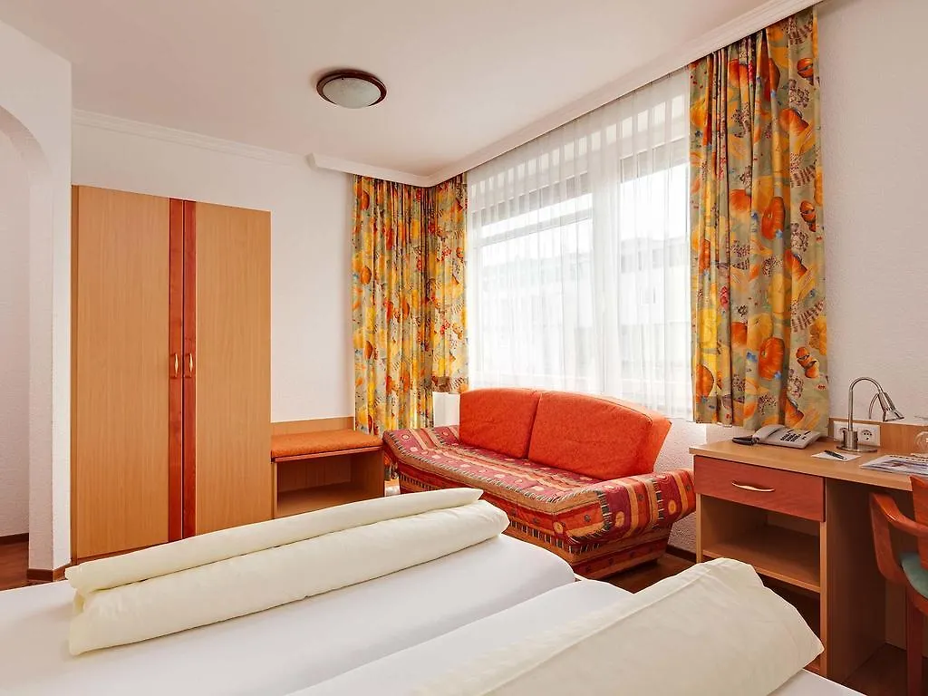 Hotel Zillertal Innsbruck 3*,