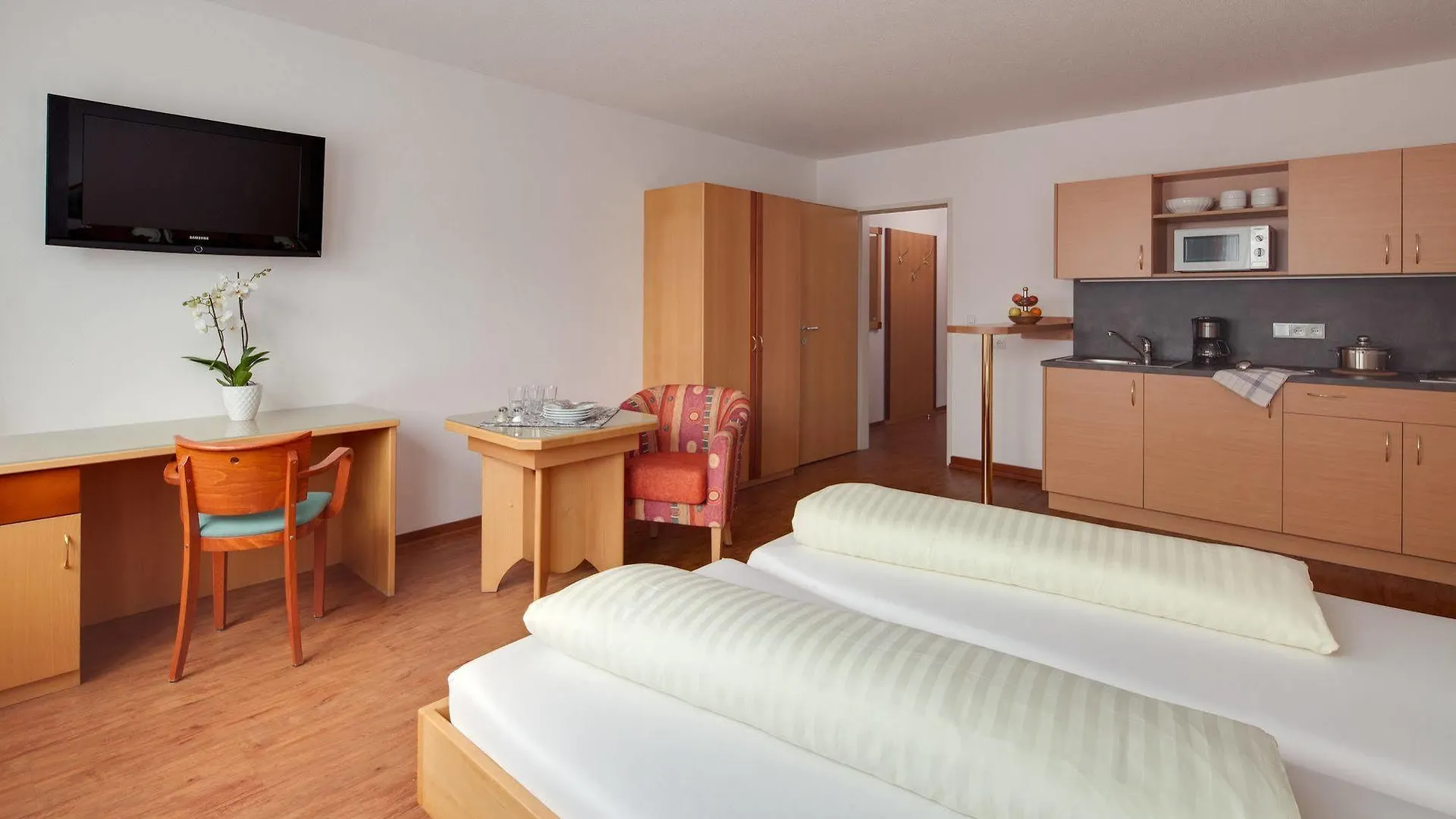 Hotel Zillertal Innsbruck 3*,  Austria